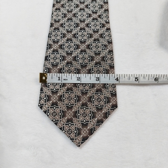 COURAGE BROWN HAND SEWN 100% SILK TIE - Picture 3 of 4